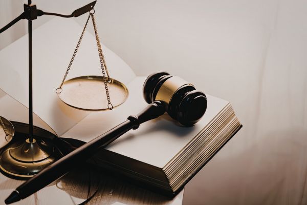 legal aid hotline